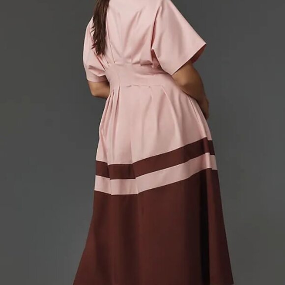 Exquise Tobie Button-Front Pleated Midi Shirt Dress - Picture 2 of 3